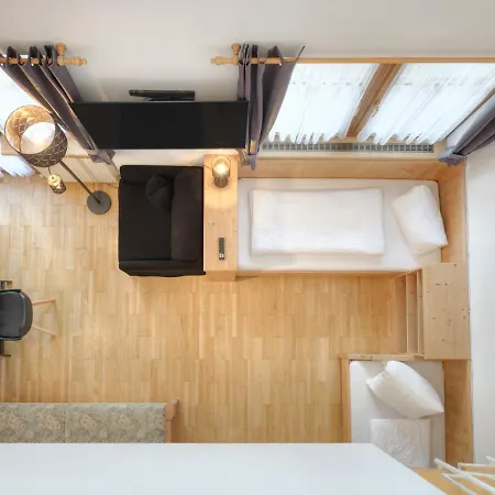 Center & Homestay szállás